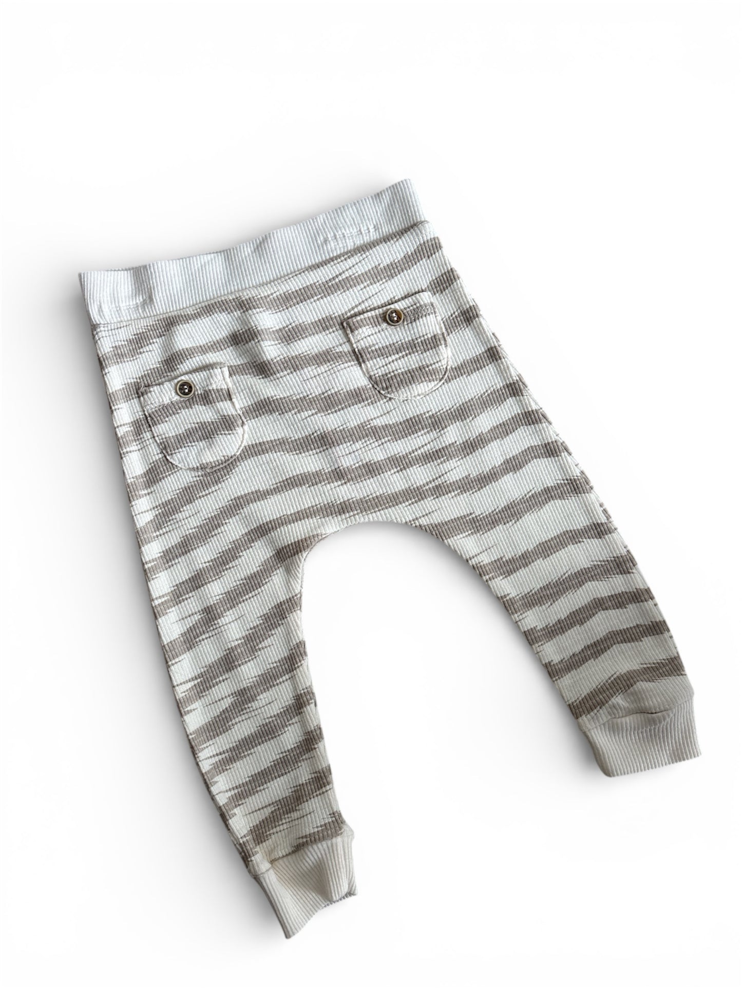 Harem jogger. Size 18m