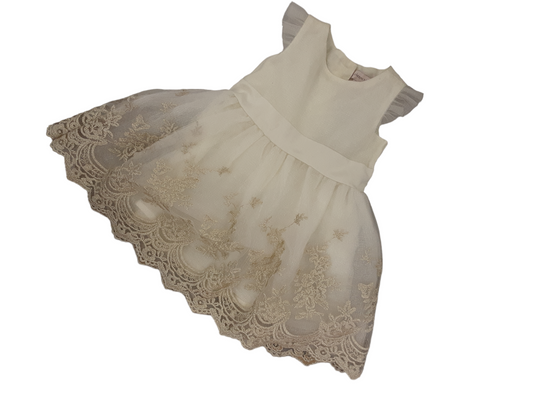 Off white gown size 3 to 6 months