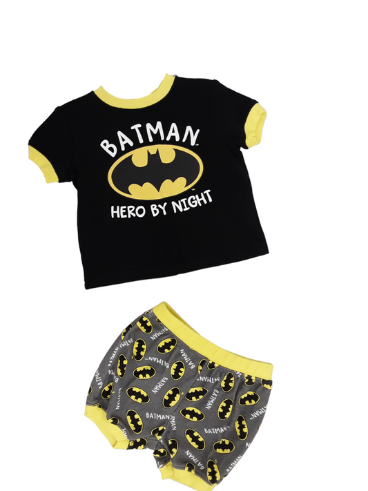Super hero 2 piece sleep set size 3 to 6 months