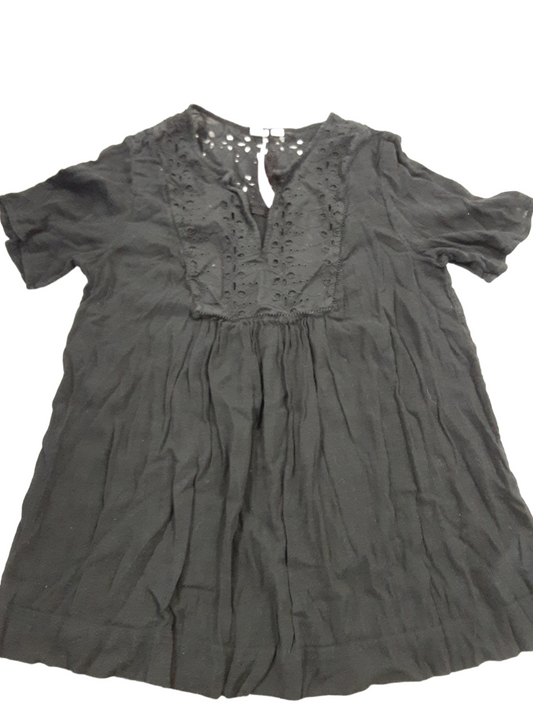 Black linen top size medium