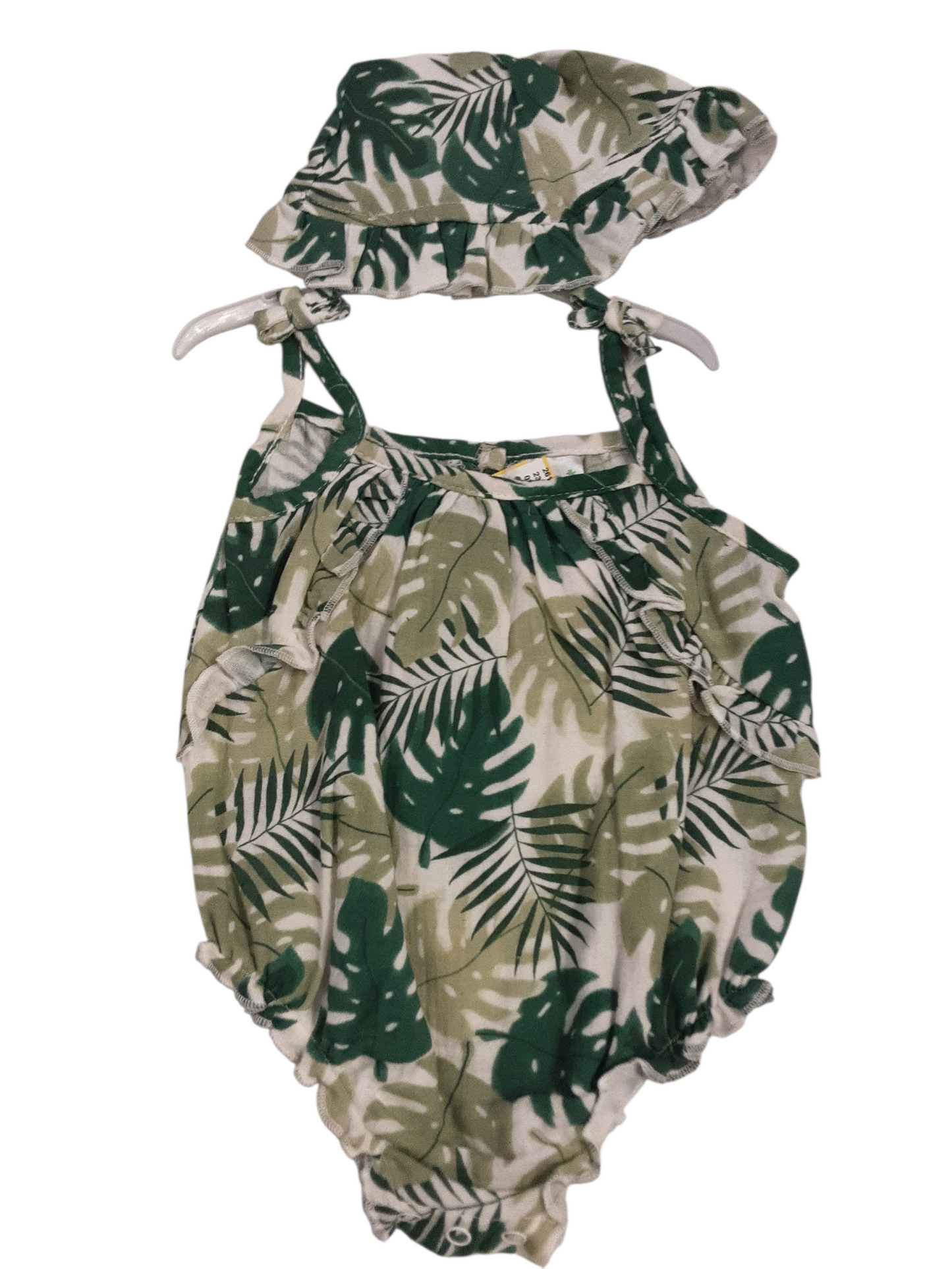 Hat & romper set size 12months