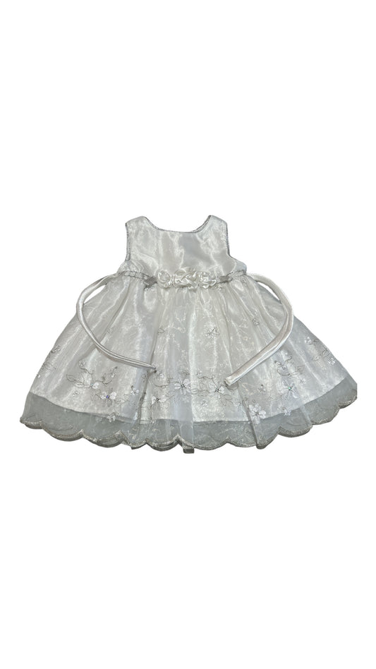Special occasion white dress size size 3-6 months.
