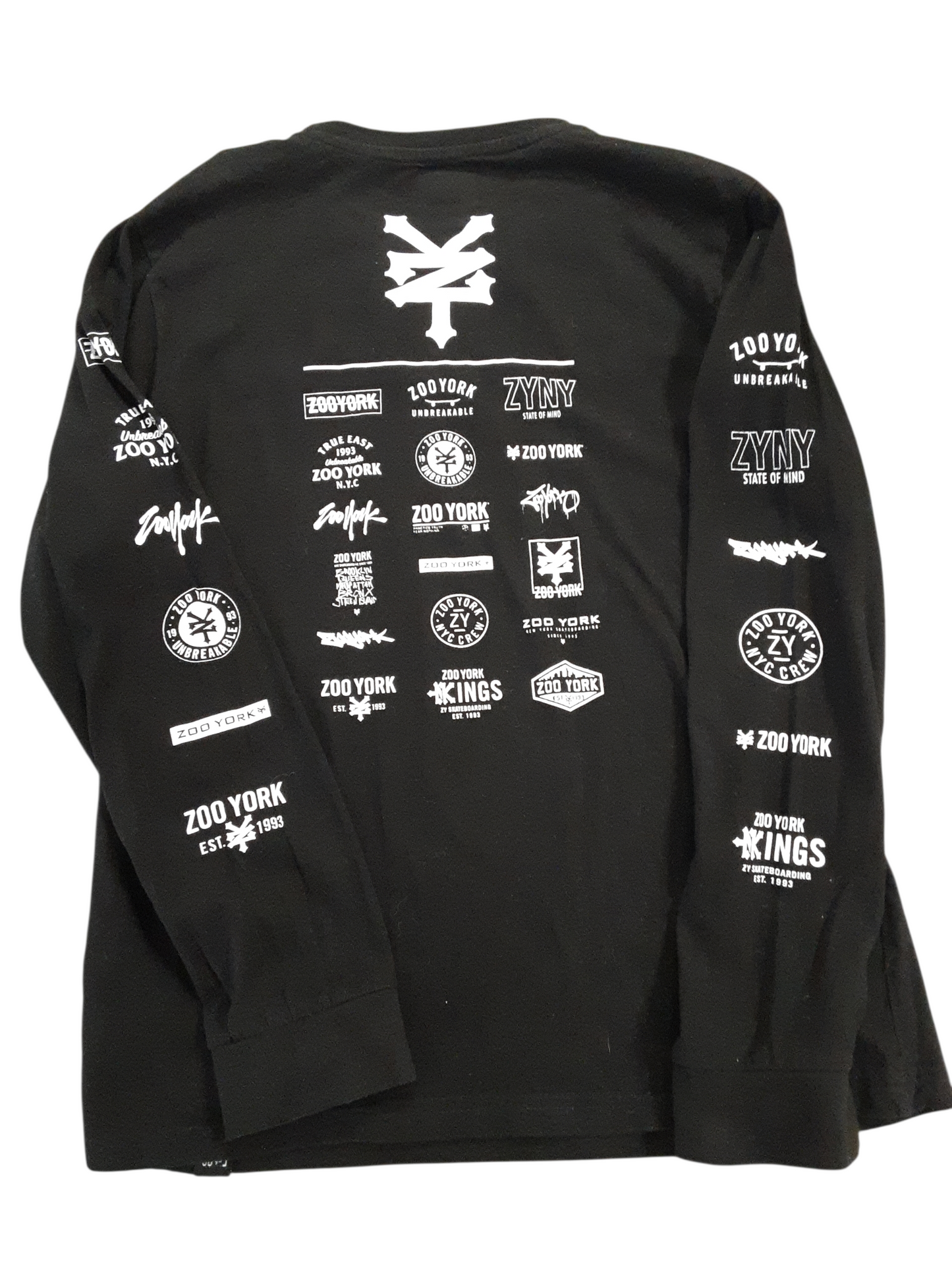 Black graphic size 16