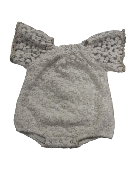 Sheer daisies size 18m