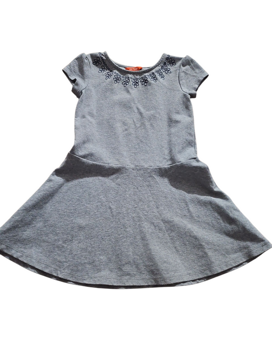 Casual Grey size 5