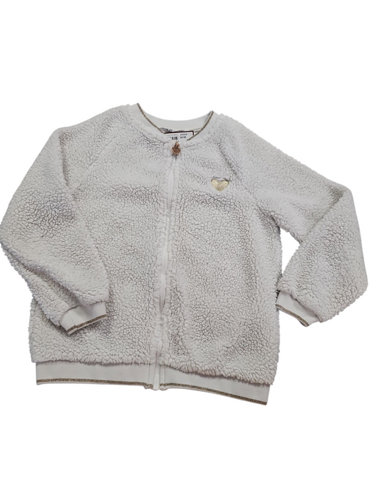 Fuzzy size 6-8y