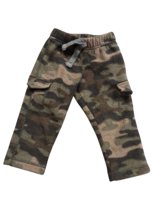 Camo with side pockets size 12m
