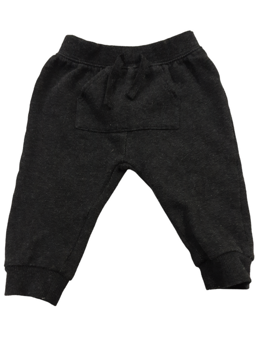 Front pocket comfy pants size 3-6months