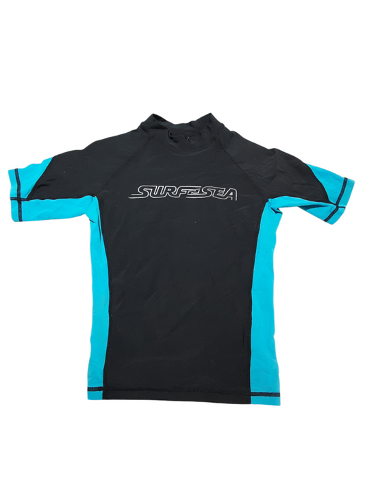 Black and blue rashguard size 8