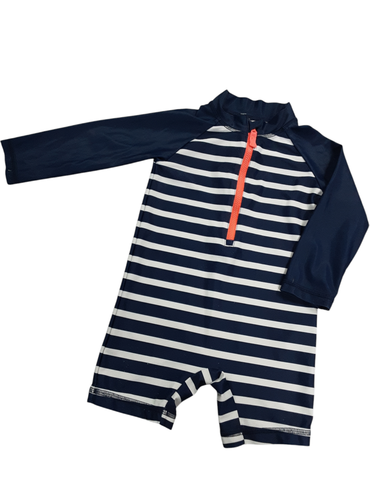 One Piece stripes size 18m