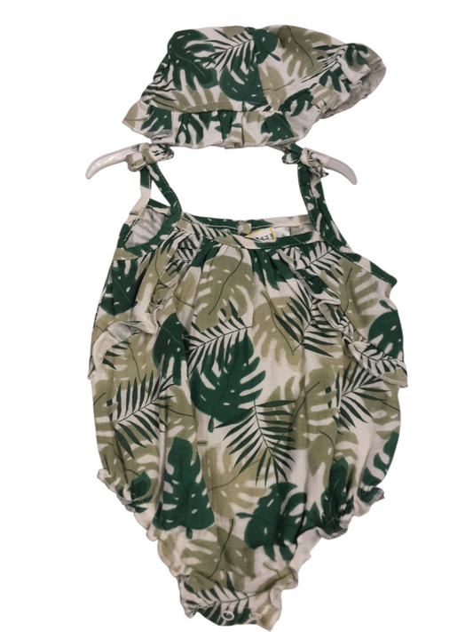 Hat & romper set size 12months