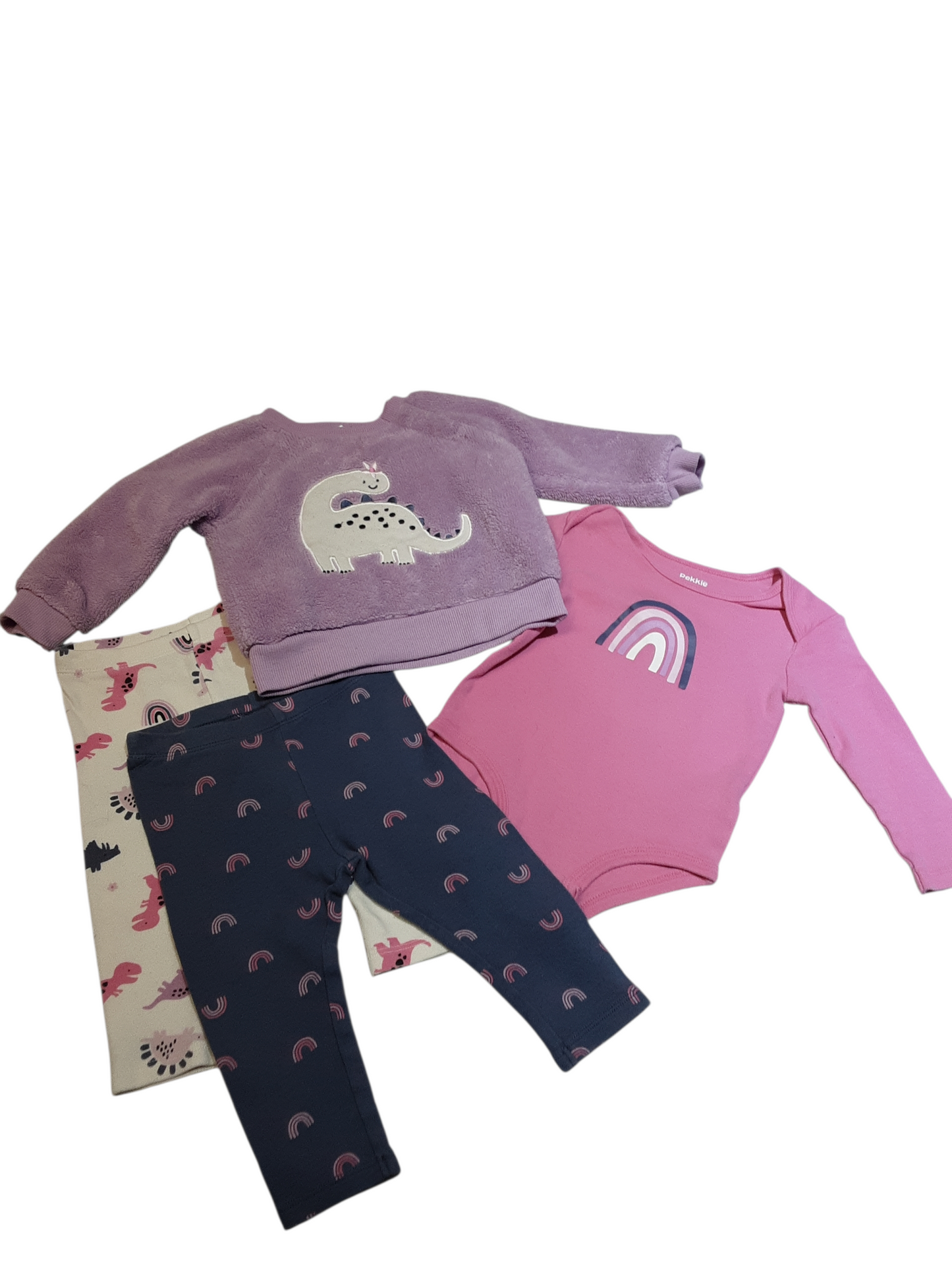 4 pc Rainbows 🌈 & Dinosaurs 🦕 size 12m