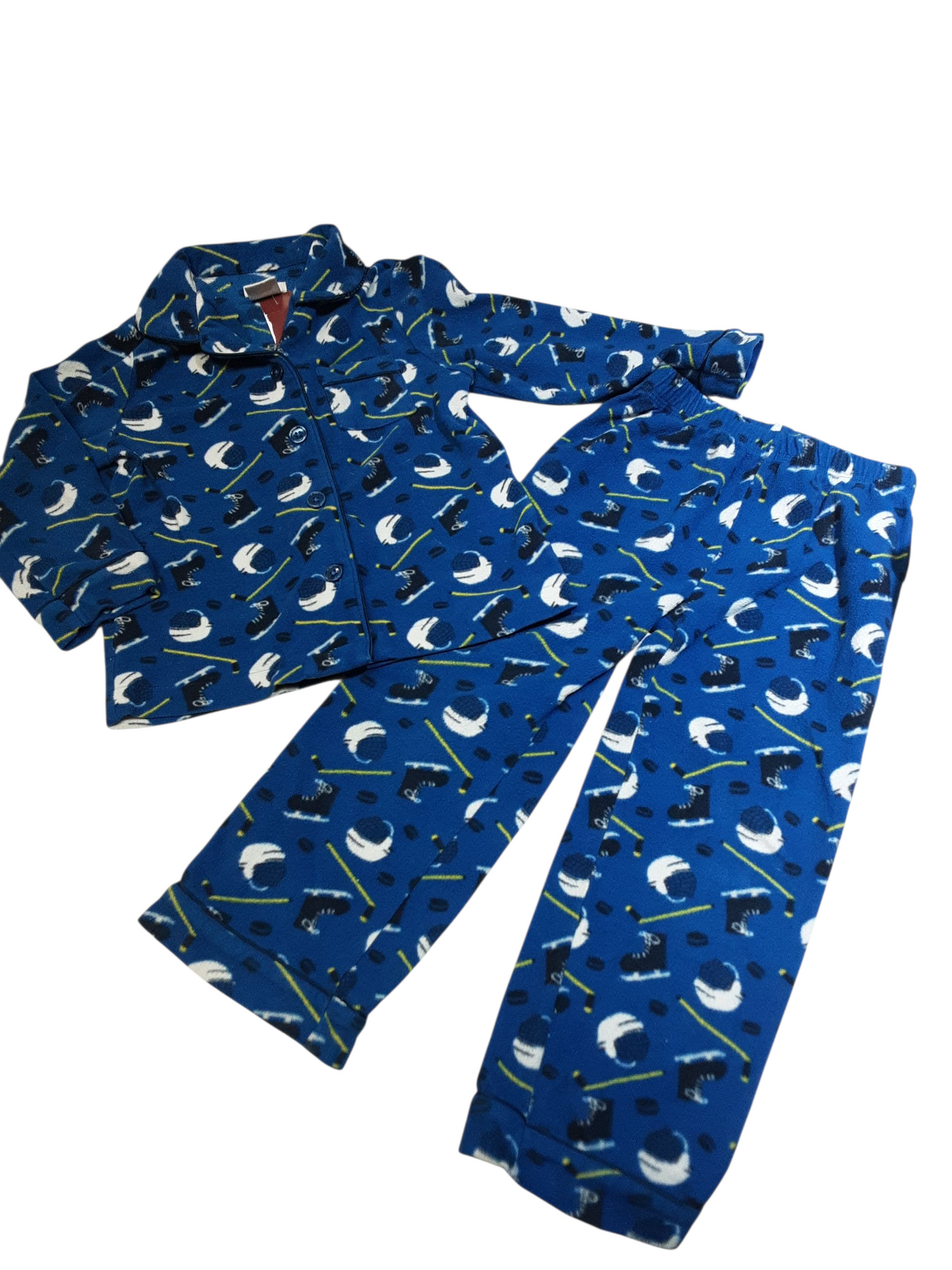 2 pc Flannel Hockey 🏒 Pajamas size 5
