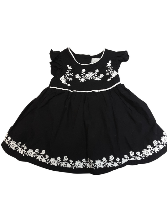 Linen dress size 9-12months