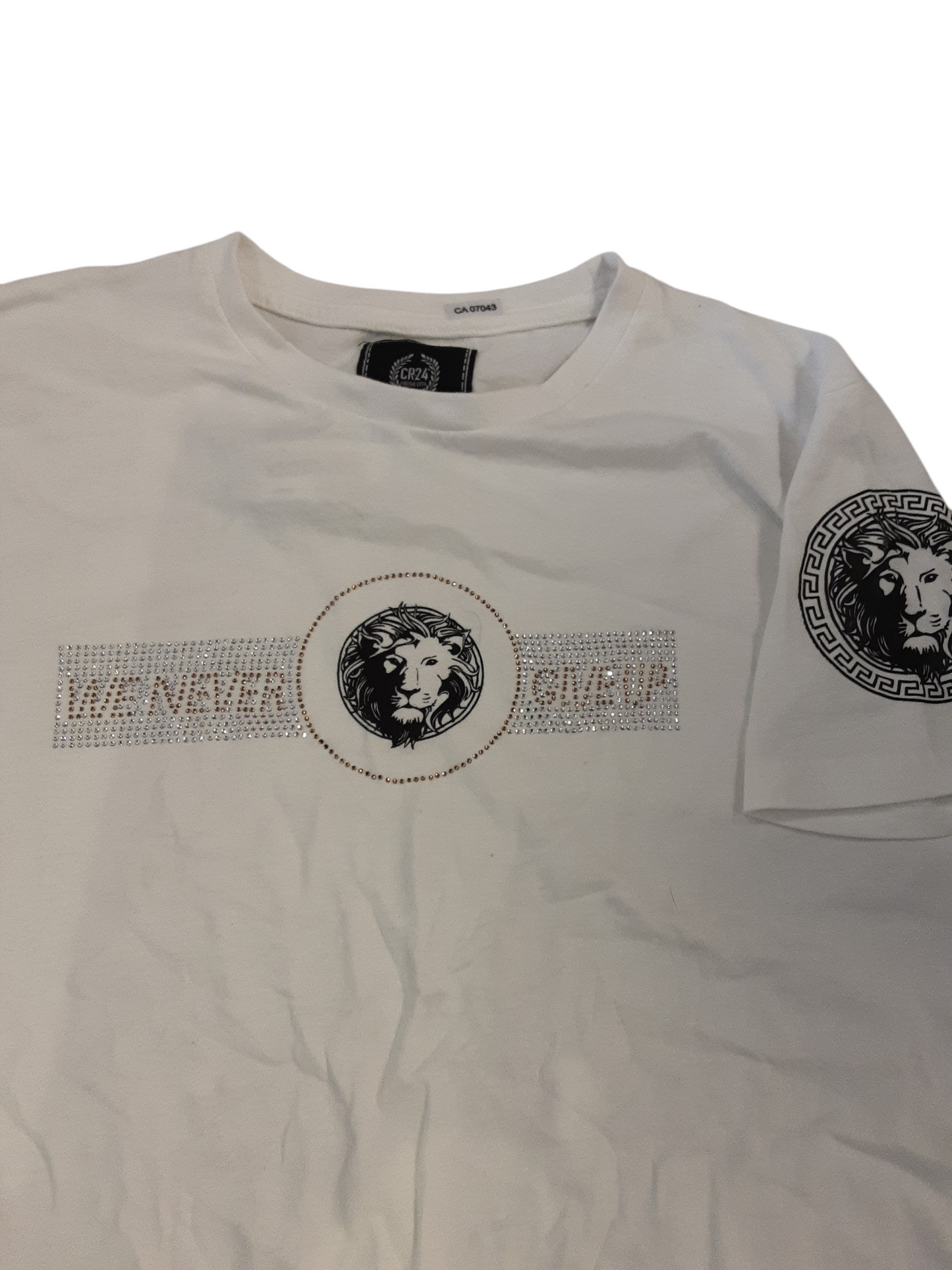 "Never  Give Up " T-shirt size 14-16