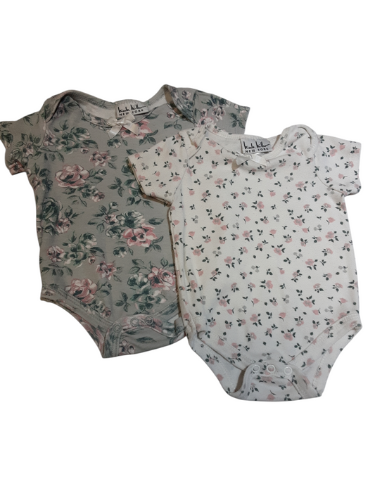 Sweet floral Onsies size 3-6months