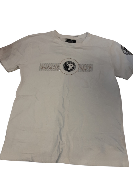 "Never  Give Up " T-shirt size 14-16