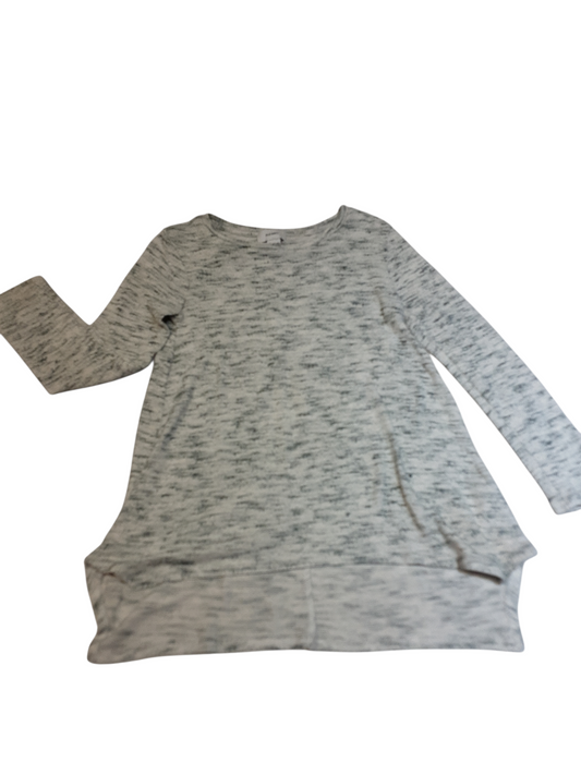 Hi- Low Athletic Knit Top size 8